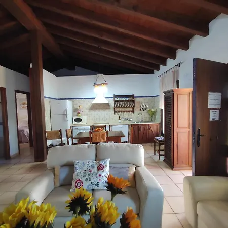 Casa Juanse Holiday home